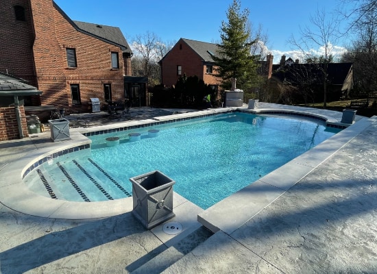 Cincinnati Gunite Swimming Pools and Spas - ACR Gunite Pools